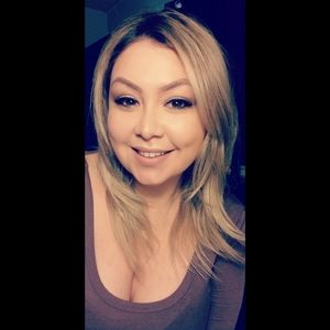 Meet your Posher, Ana